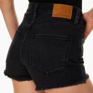 Aritiza Denim Forum The Yoko shorts 24